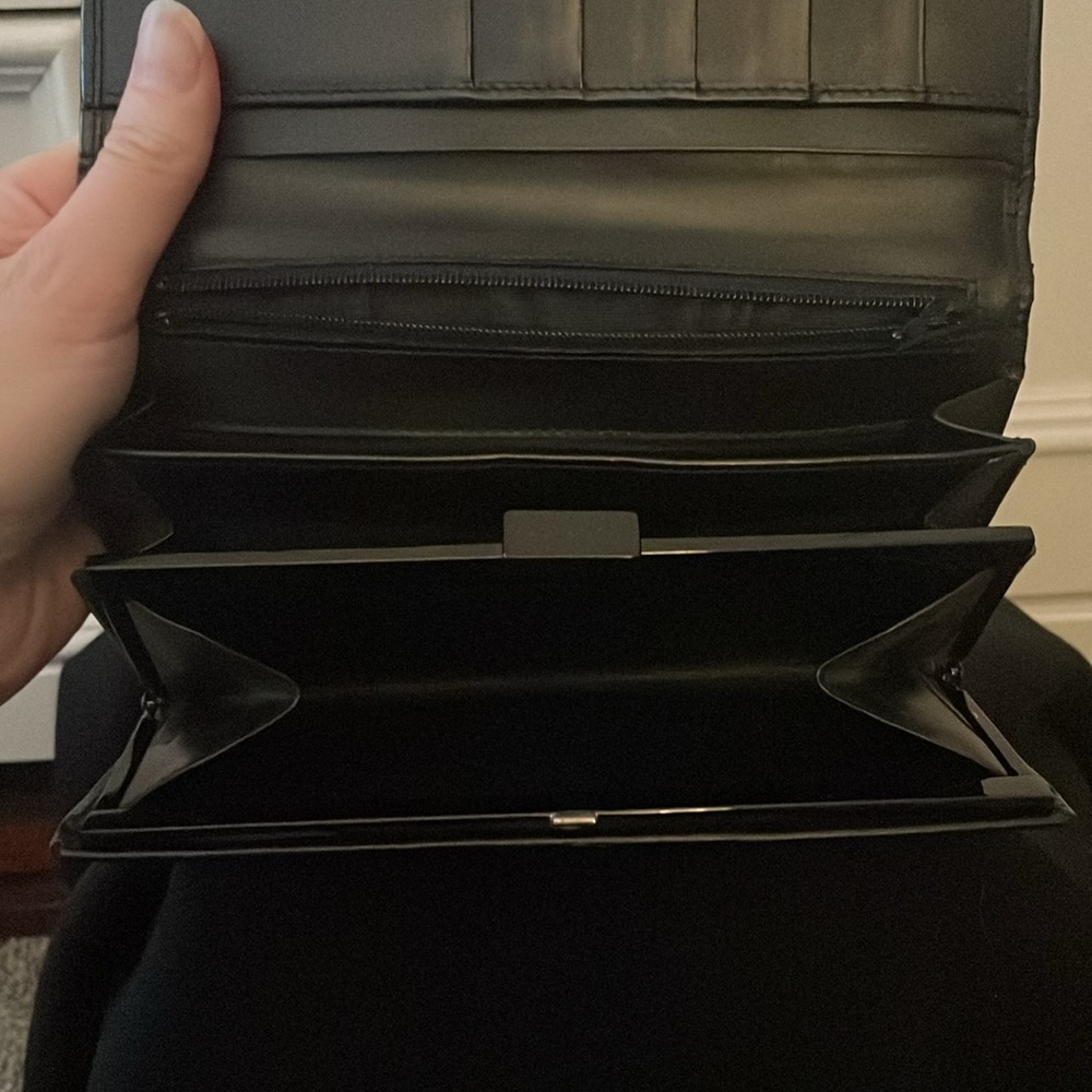 Gucci Wallet - Picture 5 of 6